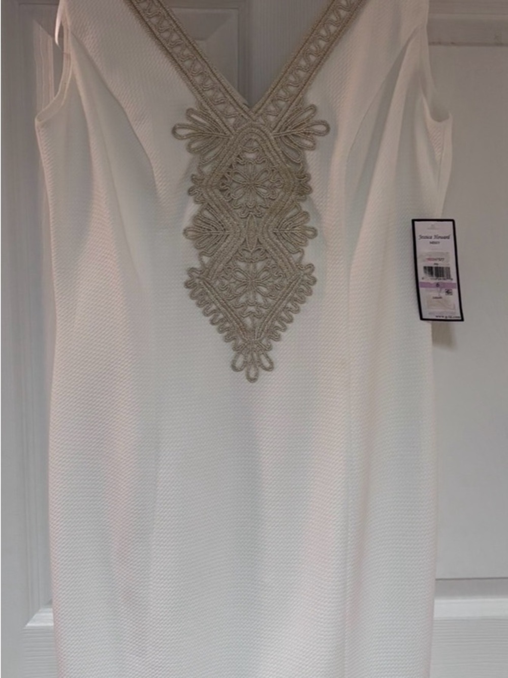 Jessica Howard White Dress with Beige Embroidered V-Neck